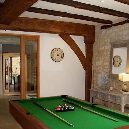 Le Clos De Saint-martial, Dom wakacyjny *