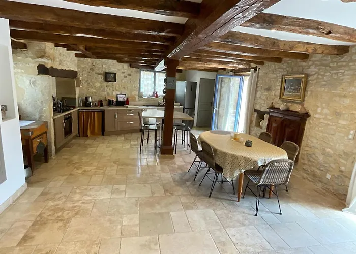 Le Clos De Saint-martial, 펜션 *